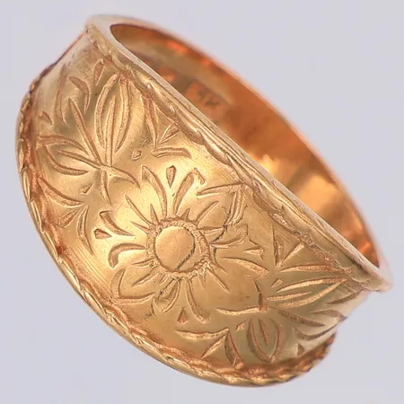 Landskapsring Gotland blomma stl:17¾ BEH Bengt Hallberg Guldsmeds AB, 18K Vikt: 5,4 g