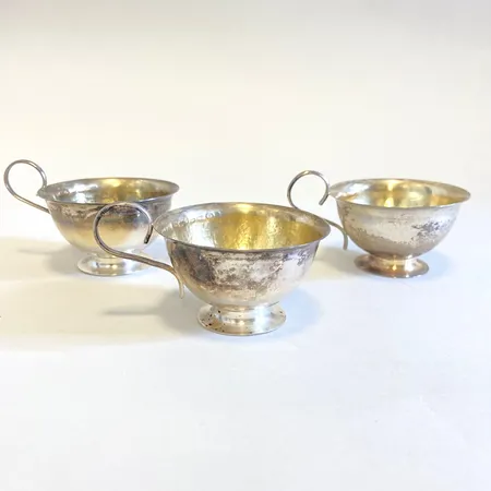 3 Punchbägare höjd 3cm Ø6,5cm Silver 830/1000 Vikt: 95,7 g