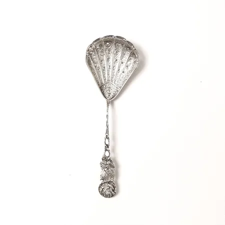 Sockersked modell Rosen längd 13cm, silver 835/1000 Vikt: 15,6 g