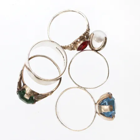 Diverse silversmycken, defekta, ojämna, 830-925/1000 silver. Vikt: 11,2 g