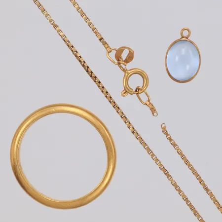 Ring, kedja, hänge, defekt, gravyr, 18K Vikt: 10,4 g