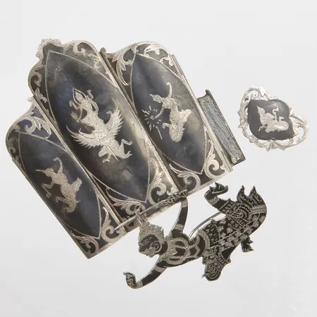 Diverse silver, skadat, udda, niellodekor, Made in Siam, silver 925/1000 Vikt: 83,1 g