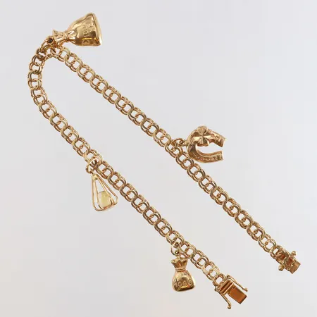 Armband Bismarck med berlocker längd 20,5cm bredd 4,5mm 18K. Vikt: 9,7 g