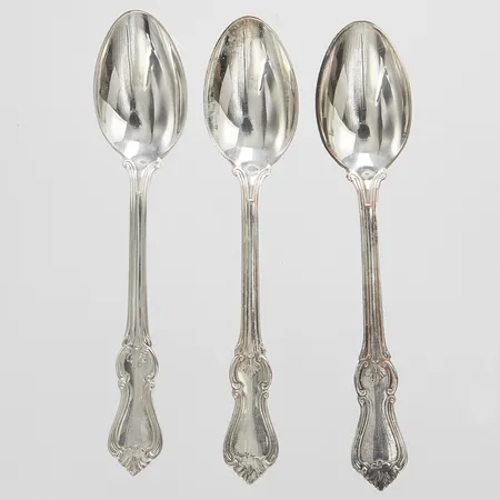 3 Kaffeskedar modell: Olga, längd: 123mm, Kultakeskus Oy, Finland, 2001, missfärgade, silver 830/1000 Vikt: 47,5 g