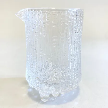 Gräddkanna Iittala Ultima Thule höjd 8cm Ø5cm, design av Tapio Wirkkala klarglas Skickas med paket.