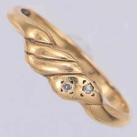 Ring vita stenar stl:16¾, 8K Vikt: 0,9 g