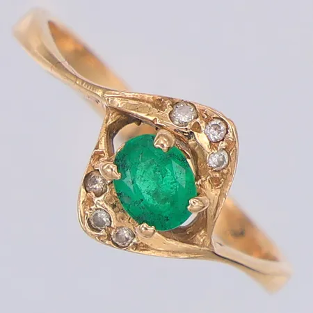Ring smaragd & diamanter 6 x ca 0,005ct stl:16½, 18K Vikt: 2 g
