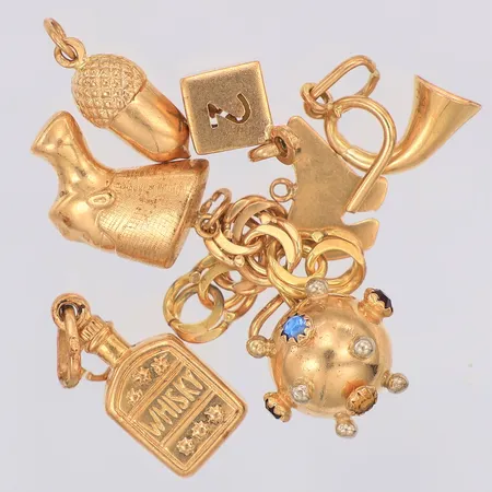 Diverse defekt guld 18K Vikt: 10,8 g