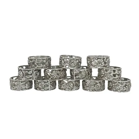 Servettringar silver 835/1000 12 stycken (komplett uppsättning), diameter Ø18,5 mm, bredd 10 mm, svensk kontrollstämpel, skick utan anmärkning  Vikt: 48,1 g