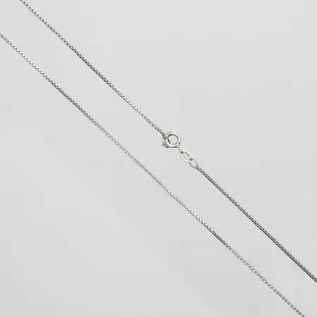 Kedja Venezia längd: 71,3cm, bredd: 1mm, GHA, mindre ojämnheter, silver 925/1000 Vikt: 5 g