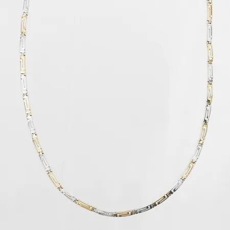Collier genombruten meanderdekor, längd 44cm, bredd 3mm, halvstelt, 14K gul/vitguld. Vikt: 8,9 g