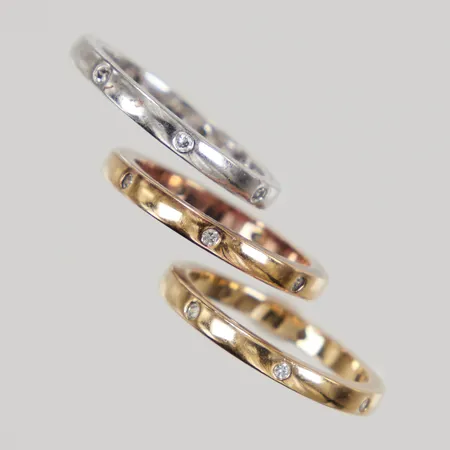 3 ringar med vita stenar, stl 17, bredd 2,5mm/st, stål