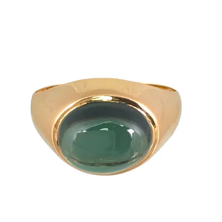 Klackring i 18K guld med grön Spinell 7x9 mm, Guldvaruaktiebolaget G. Dahlgren & Co Ab, svensk kontrollstämpel, stl:14¼ mm, bredd 2-10 mm Vikt: 2,9 g