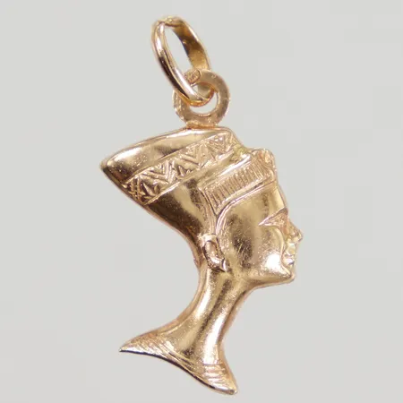 Hänge Nefertiti 26mm, bredd 12mm, 18K Vikt: 1,5 g