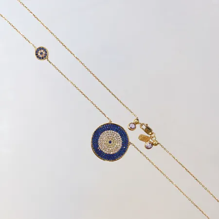 Collier med vita och blåa stenar 46cm bredd 0,6-20mm 18K, Ändrad beskrivning 2026-08-26 Vikt: 6,8 g