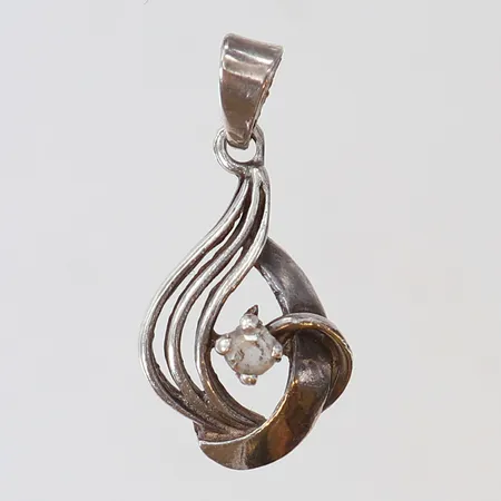 Hänge med vit sten 22x10mm silver 830/1000 Vikt: 1,1 g