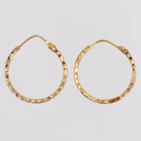 Örhängen Creoler Ø23mm bredd 1,6mm, missfärgning på ena, 18K Vikt: 2,1 g
