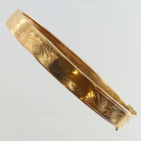 Armring defekt 18K. Vikt: 13,4 g