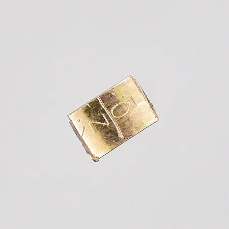 Diverse guld 18K Vikt: 0,2 g