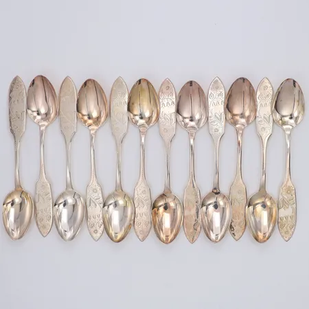12 Kaffeskedar modell Tornedal 12cm, FIN, silver 830/1000 Vikt: 184,6 g