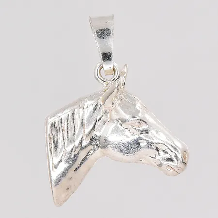 Hänge hästhuvud längd 23mm inklusive ögla bredd 16mm silver 925/1000 Vikt: 2,5 g