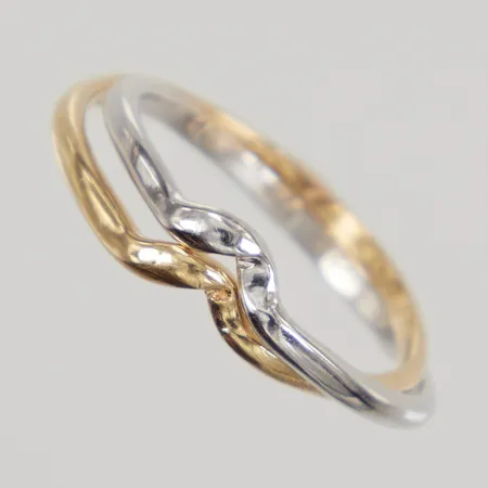 Pusselring stl:20½ bredd 3,7-4mm, gulguld/vitguld, gravyr, 18K Vikt: 4 g