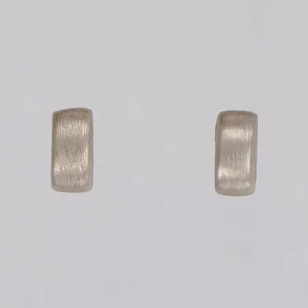 Ett par örhängen längd 7,9mm, 925/1000 silver Vikt: 1,1 g