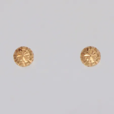 Ett par örhängen med kulor Ø4,8mm, 18K Vikt: 0,6 g