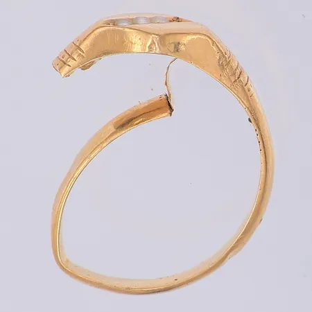 Klackring odlade pärlor stl:16½, saknar en pärla, defekt, 18K Vikt: 1,8 g