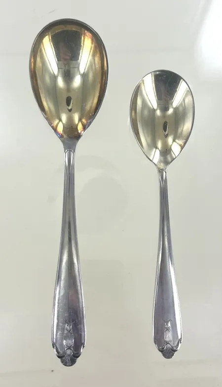 Silverskedar Vasa längd 18 cm/21,5 cm silver Vikt: 146 g