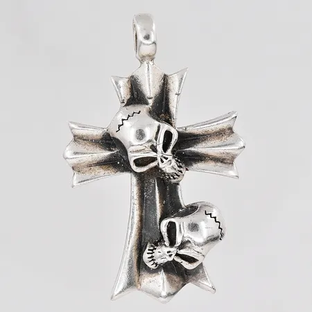 Hänge kors döskallar längd 50mm bredd 31,5mm silver 925/1000 Vikt: 18,5 g