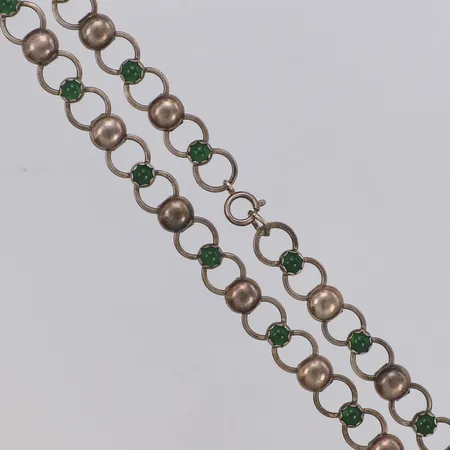 Collier med gröna stenar, längd 44cm, bredd 10mm, år 1955, 830/1000 silver Vikt: 27,3 g