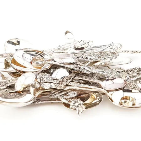 Diverse silverbestick Vikt: 606 g