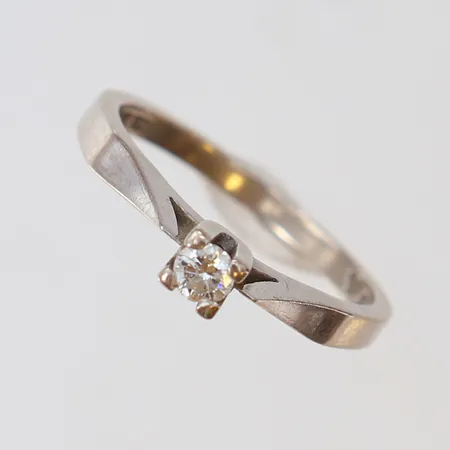 Ring med briljantslipad diamant 1 x 0,10ct stl:16 bredd 3mm vitguld 18K Vikt: 2,4 g