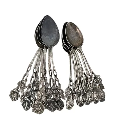 Kaffeskedar silver modell "Rosen", varierande längder (11 cm och mindre), bruksmärken Vikt: 159,2 g