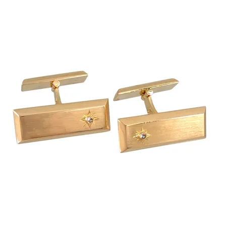 Manschettknappar i 18K guld med Bergkristall, rektangulär front 9x24 mm, Alton Guldvaru Ab, svensk kontrollstämpel Vikt: 8,8 g