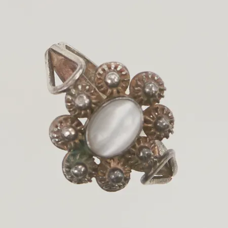 Ring stl:15 ostämplat silver 2,6g.