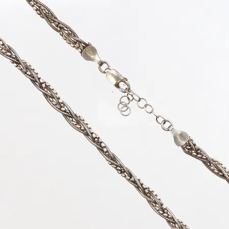 Collier, Guldfynd, längd 43-46cm, bredd 5mm, 925/1000 silver. Vikt: 11,9 g