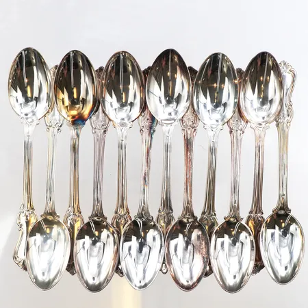 12 Kaffeskedar, modell: Olga, längd 12cm, 830/1000 silver. Vikt: 189,5 g