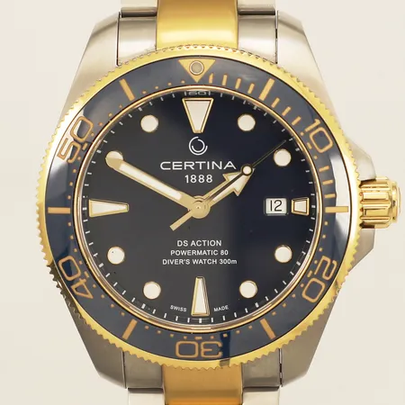 Herrur Certina DS Action Powermatic 80 Ø45mm automatisk, stål, datum, guldfärgade samt blå detaljer, viklås, manual, sliten box samt ytterkartong 