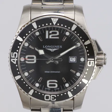 Herrur Longines Hydro Conquest, stål, quartz, 44mm, refnr L3.840.4, serienr 49866023, datum, stållänk, repig, extra länkbitar, manual, garantikort Klockia daterat 04 11 2020, box, ytterkartong. 
