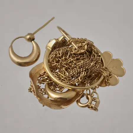 Diverse defekt guld, 18K, 7,72g.