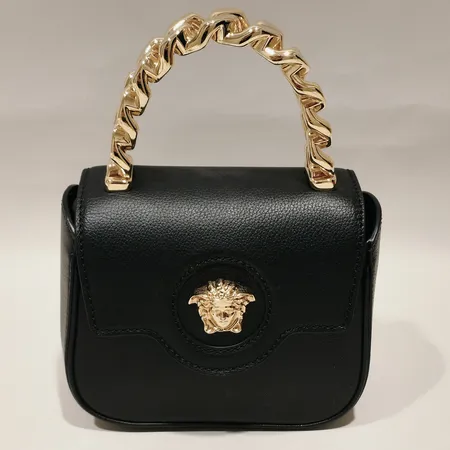 Väska Versace Mini Kornläder med La Medusa-plakett höjd 20cm bredd 16cm serienr: 04DF7E1A981290, modellnr: 1003016 / DV1T2T, dustbag, handtag/plakett i gulmetall Kvittokopia från Miinto 2023