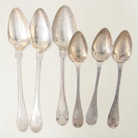 Sockertång med samemotiv längd 10,5cm mycket tunn skev silver 830/1000 Vikt: 15 g