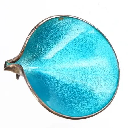 Brosch, emalj, Ø33,5mm, 925/1000 silver.  Vikt: 10,3 g
