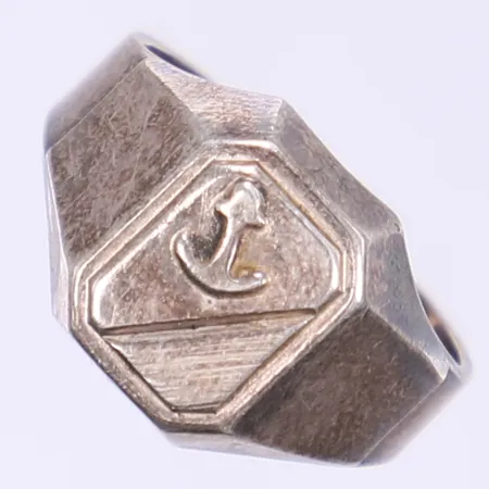 Klackring stl:17½ bredd 3-12mm silver 925/1000 Vikt: 3,9 g