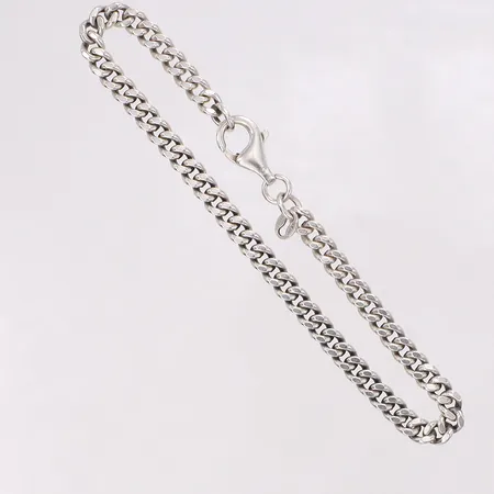 Armband Pansar längd 18,5cm, bredd 4,2mm, felmonterad stämpelögla, GHA, silver 925/1000  Vikt: 8,8 g