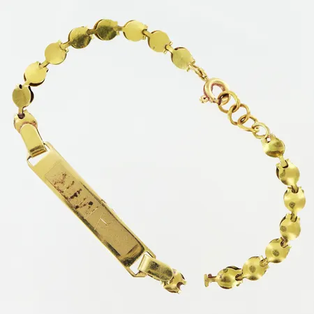 Ring med vita stenar stl:17½ bredd 2-28mm, skev skena, 18K.  Vikt: 4,7 g