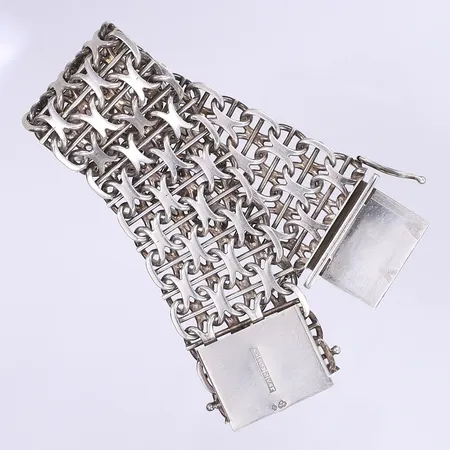 Armband X-länk med stav 19cm bredd 30mm, tillv. Jo-Ans Guld AB, kistås, silver 830/1000 Vikt: 70,2 g