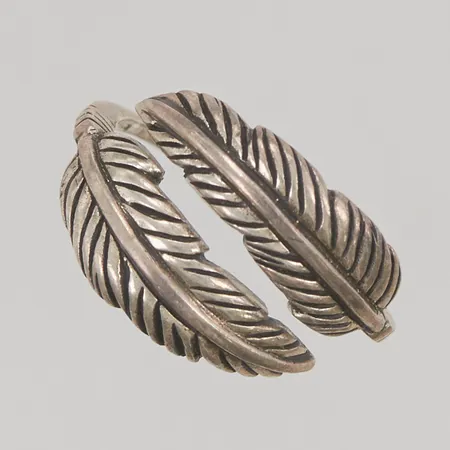 Ring stl:19 925/1000 Silver 2,7g.